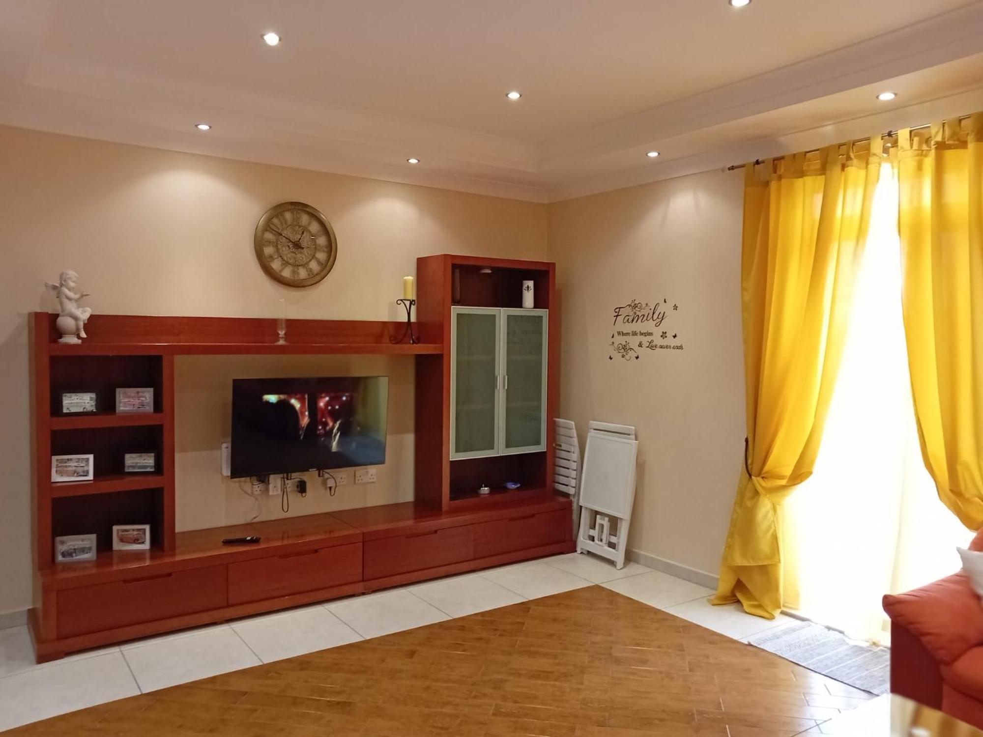 Serene Haven With Three Spacious Bedrooms Lägenhet *